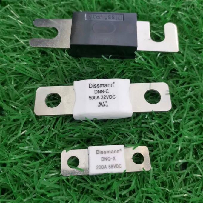 Prise plate de DC80V avec le support de fusible pour la protection de semi-conducteur de véhicule électrique fabriquée en Chine