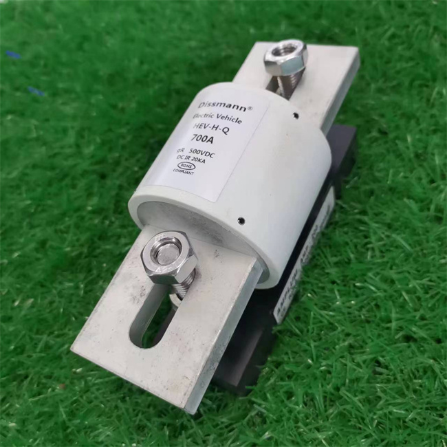 Le véhicule électrique de DC30ka fond le haut fusible 800amp à forte intensité de rupture de fusible de capacité en Chine