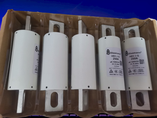 M8 la série du boulon HEV fond les fusibles à forte intensité des véhicules à moteur des fusibles 600A de fibre de DC1000V