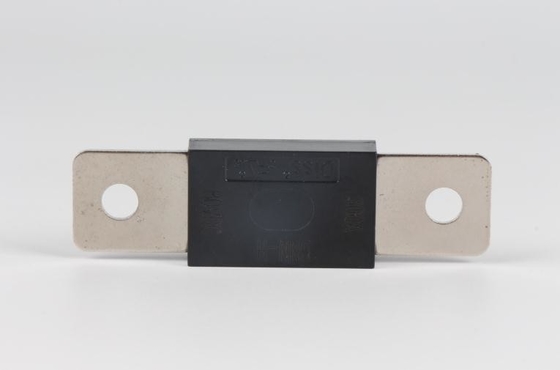 Le type de boulon plat de basse tension DC32V fusibles des véhicules à moteur PBT DC2700A
