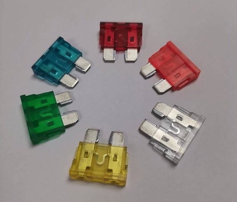 Les fusibles à lame des véhicules à moteur clairs à action rapide DC32V 25A sont conformes à UL248