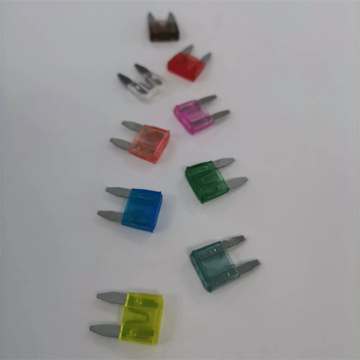 Fusibles de lame des véhicules à moteur certifiés par UL, fusible de basse tension de DC32V 10A