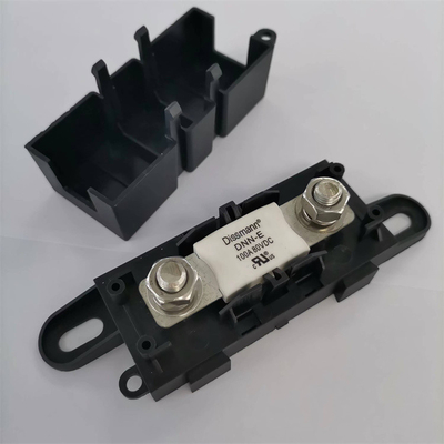La prise plate de milieu des véhicules à moteur de fusible de DC80V Dissmann a boulonné en céramique