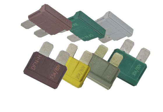 Fusible rapide 80volt 75 ampère 80VDC DC1000A de coup de basse tension cassant la capacité :