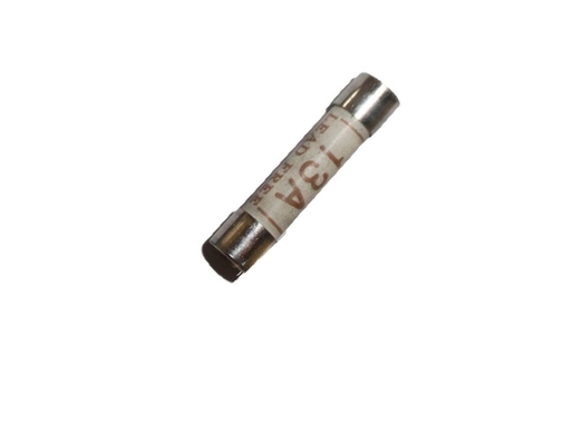 Matériel en céramique de tube des fusibles à cartouche de Brown BS1362 13a SE1027