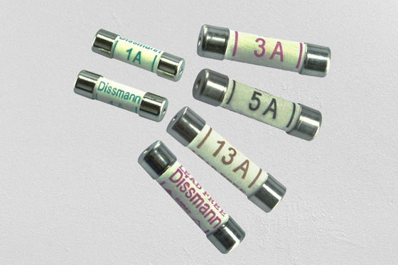 Surchargez protection BS1362 fusible à cartouche 7 ampères a évalué le courant